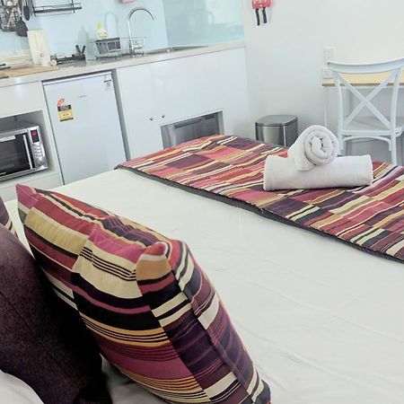 Proserpine Motor Lodge Bagian luar foto