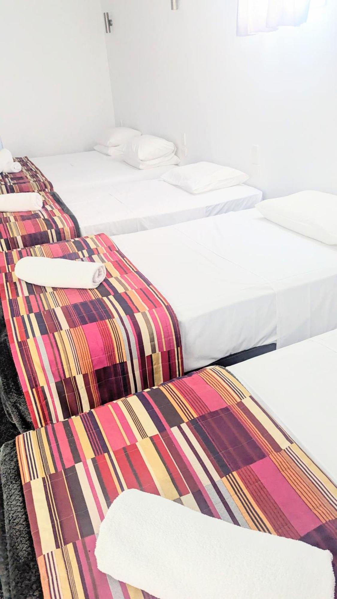 Proserpine Motor Lodge Bagian luar foto